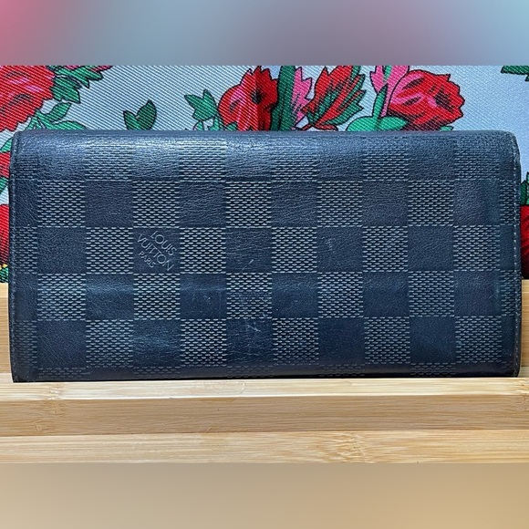 Louis Vuitton Damier Brazza wallet - Picture 1 of 11